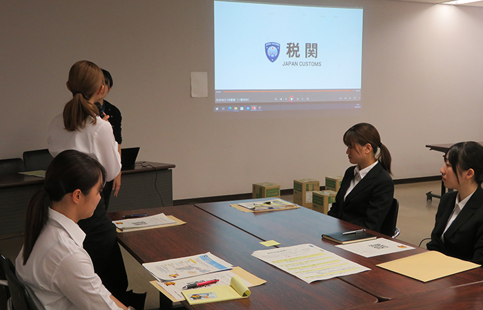 公務員説明会